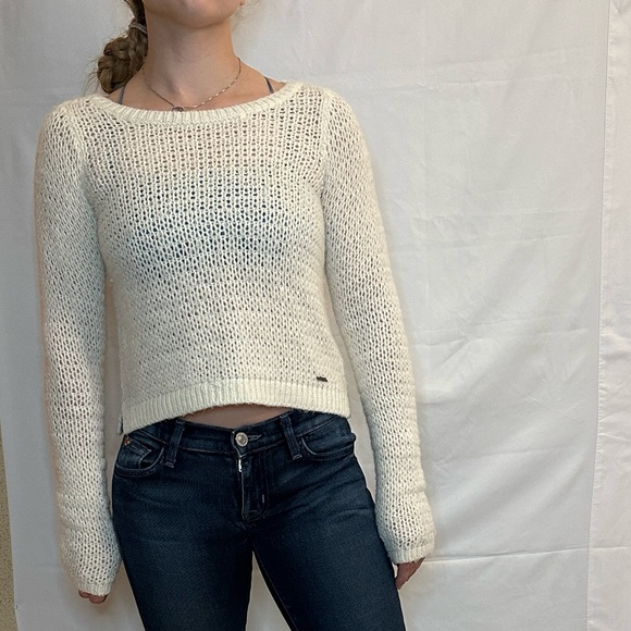 Abercrombie and Fitch Wool Blend Cropped Knit Sweater - Ivory/Cream - XS - Picture 1 of 12
